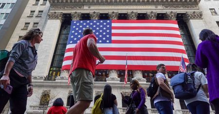 Skok na Wall Street po wygranej Trumpa to kontynuacja pozytywnych zaskoczeń względem typowego roku wyborczego [WYKRES TYGODNIA]
