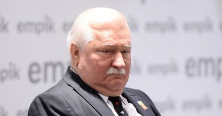 Wnukowi Wałęsy grozi w sumie do 15 LAT WIĘZIENIA! "Wybił licealiście obie jedynki"