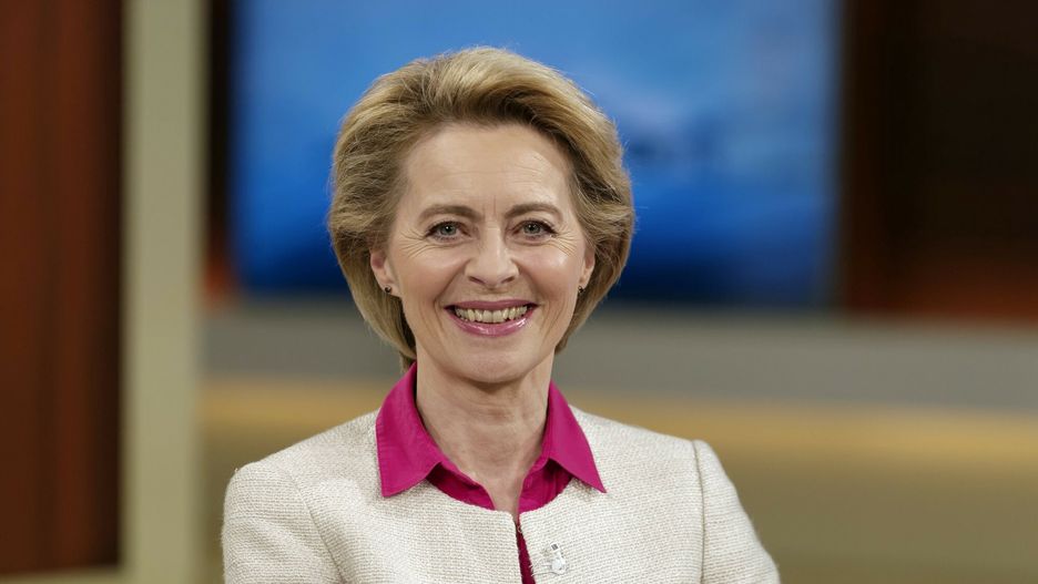 arch35
Ursula von der Leyen bei Anne Will 2019-04-07, Berlin, Deutschland - Ursula von der Leyen (CDU), Bundesverteidigungsministerin, zu Gast bei Anne Will im Ersten Deutschen Fernsehen. Thema des Polit-Talks: Wie lange denn noch?Das Ringen um den Brexit. *** Ursula von der Leyen with Anne Will 2019 04 07 Berlin Germany Ursula von der Leyen CDU Federal Minister of Defence guest with Anne Will on First German Television Topic of the Political Talks How long then the struggle for the broadside will last
J