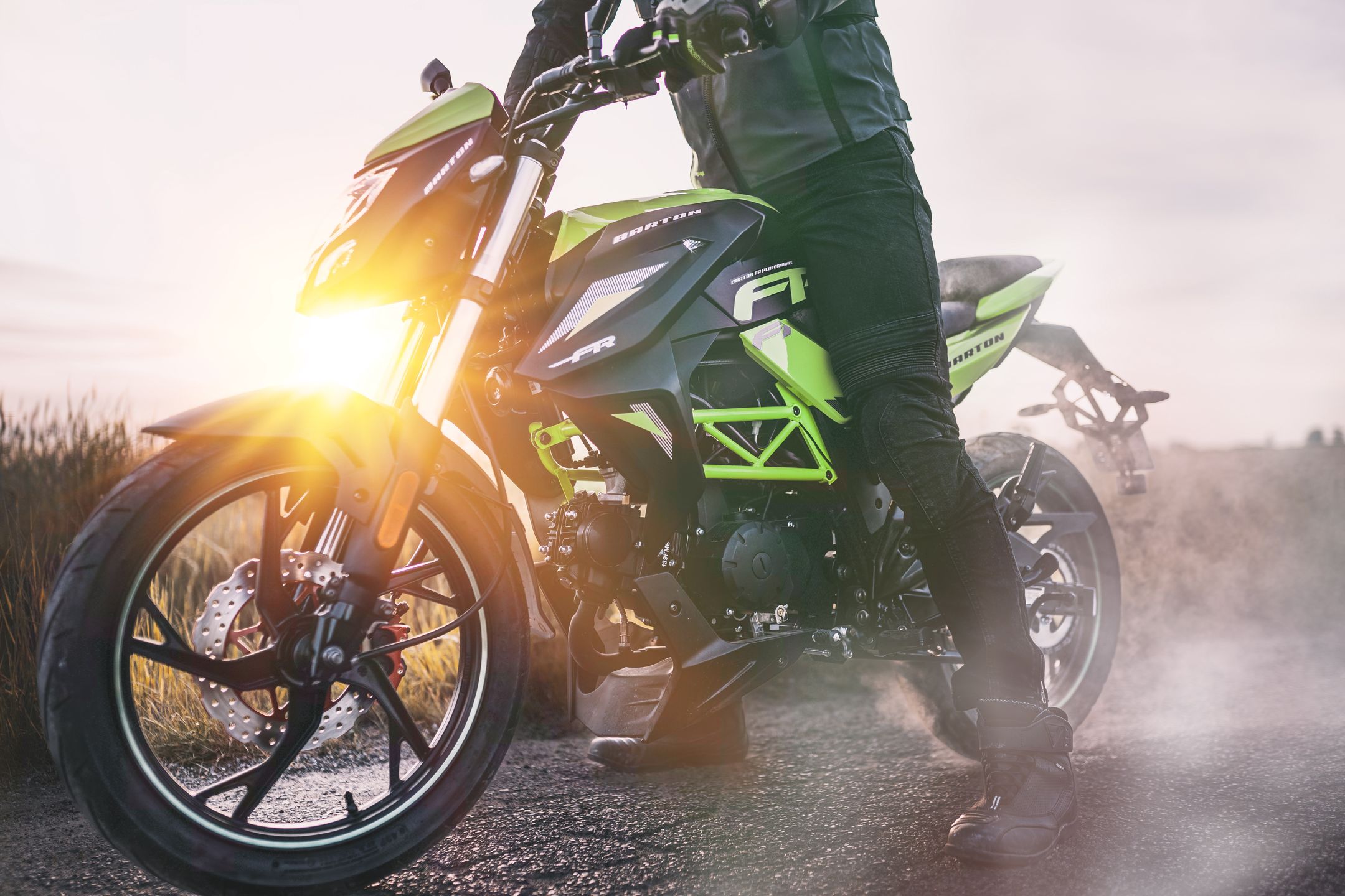 Motocykle Barton z silnikami Moretti