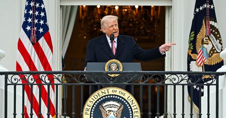 Trump znów zabrał głos ws. Iranu. "Jesteśmy bliżej niż kiedykolwiek"