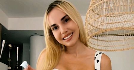 Marianna Schreiber dorabia sobie na Facebooku. Za jej "treści specjalne" trzeba SPORO zapłacić. Ktoś chętny?