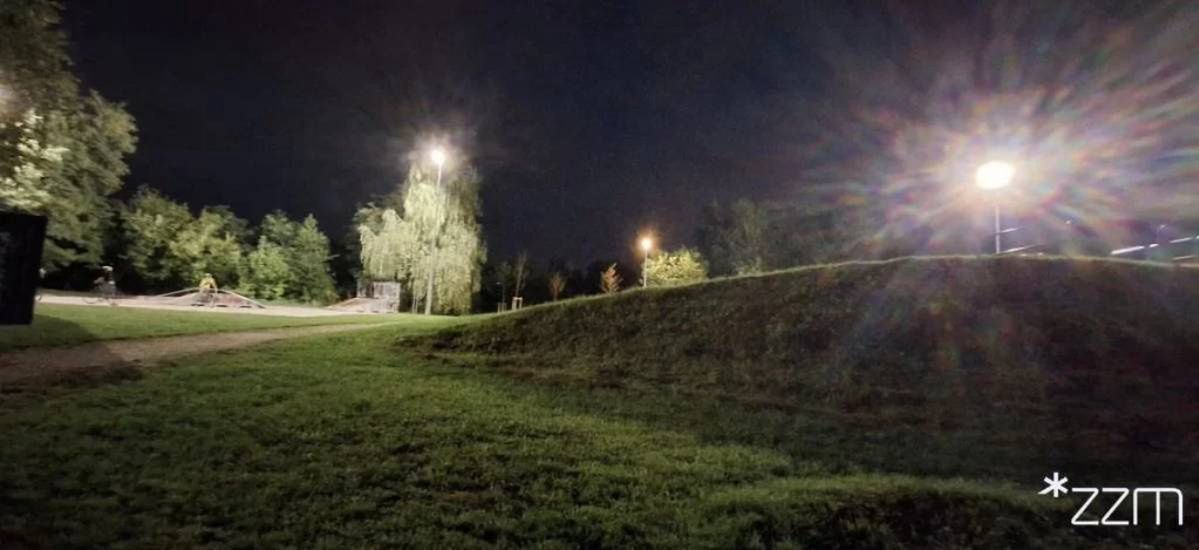 Poznań: Oświetlenie w Parku Edukacji Ekologicznej znów działa. Awarię spowodowała dewastacja infrastruktury