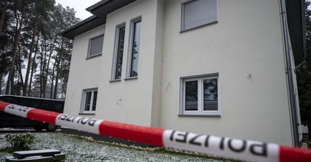 Rodzinna tragedia w Brandenburgii. Zabił bliskich, bo sfałszował certyfikat szczepień