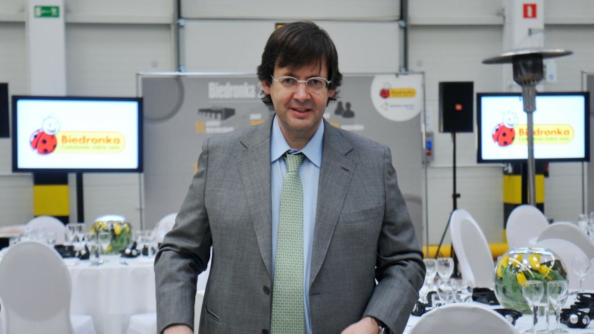 Nowe centrum dystrybucyjne Jeronimo Martins w Modlnicy
04.02.2014 Modlnica k. Krakowa. Otwarcie nowego centrum dystrybucyjnego Jeronimo Martins Polska  N/z Pedro Soares Dos Santos - Prezes zarzadu i dyrektor generalny Jeronimo Martins Group  Fot. M. Lasyk/REPORTER
M.Lasyk/REPORTER