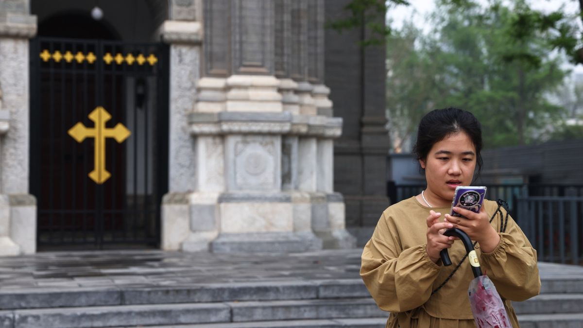 W Chinach milczenie po śmierci papieża