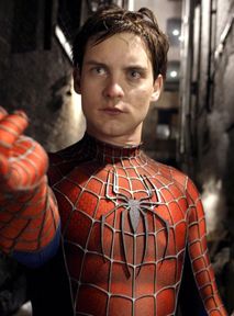 Oryginalny kostium Spider-Mana wystawiony na aukcję. Nosił go Tobey Maguire