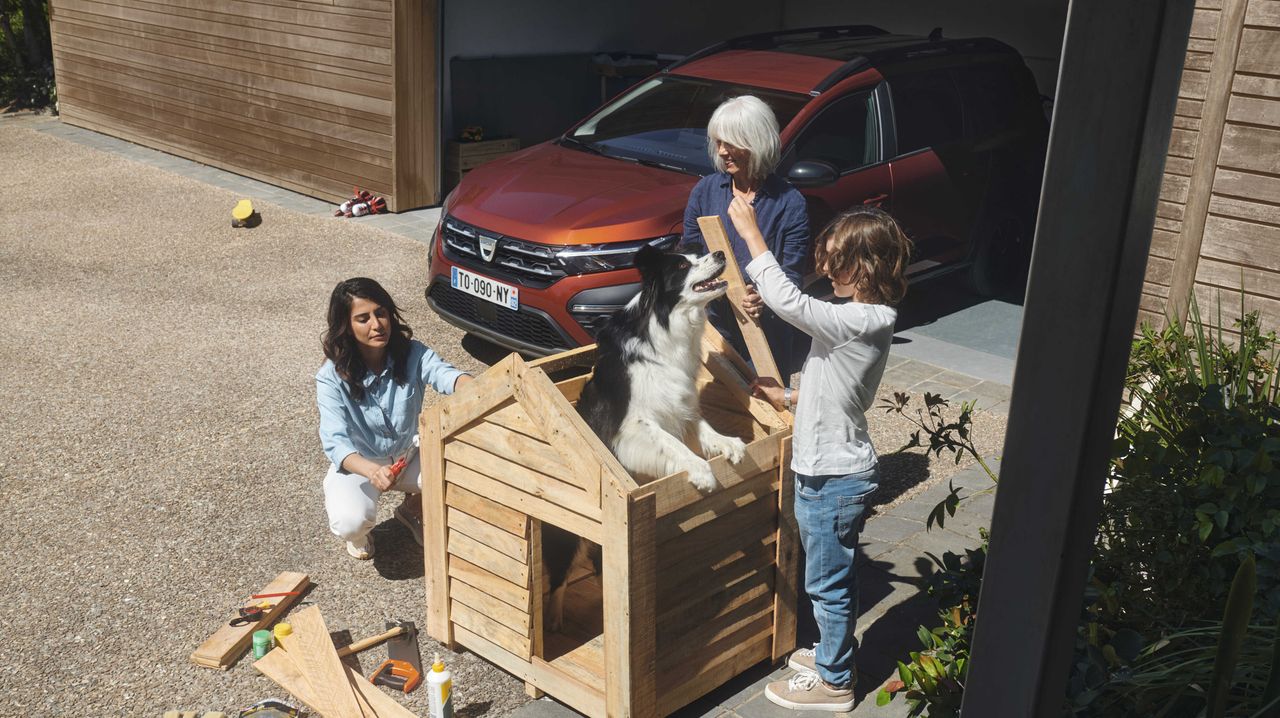 Dacia Jogger to komfortowe, budżetowe auto rodzinne.