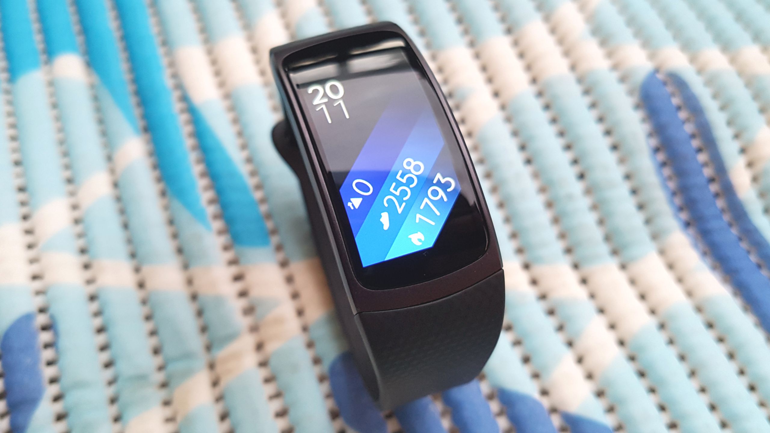 Gear Fit2 udowadnia, że Samsung umie uczyć się na własnych błędach [test] 11
