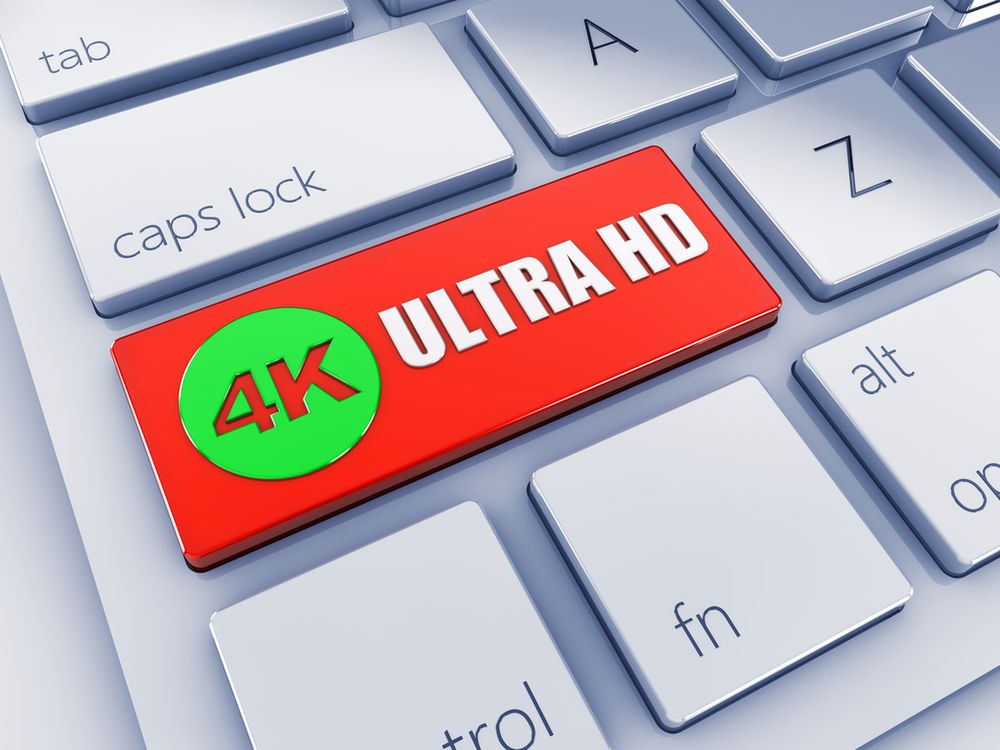 Zdjęcie Red Ultra HD key with green 4K icon , 3d computer keyboard , Ultra high definition pochodzi z serwisu Shutterstock