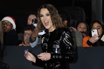 Obelgi i prowokacje. Keira Knightley była nękana przez paparazzi