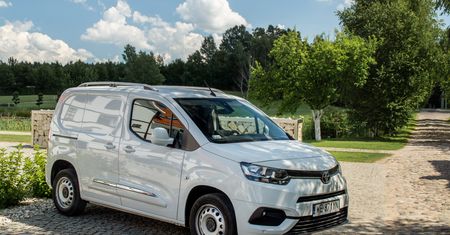 Pierwsza jazda Toyotą Proace City: sukces upatruje nie we właściwościach użytkowych, a w wizerunku