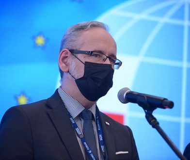 Niedzielski zapowiedział zwiększenie środków na szpitalnictwo. Zyskać mają nie tylko ratownicy medyczni