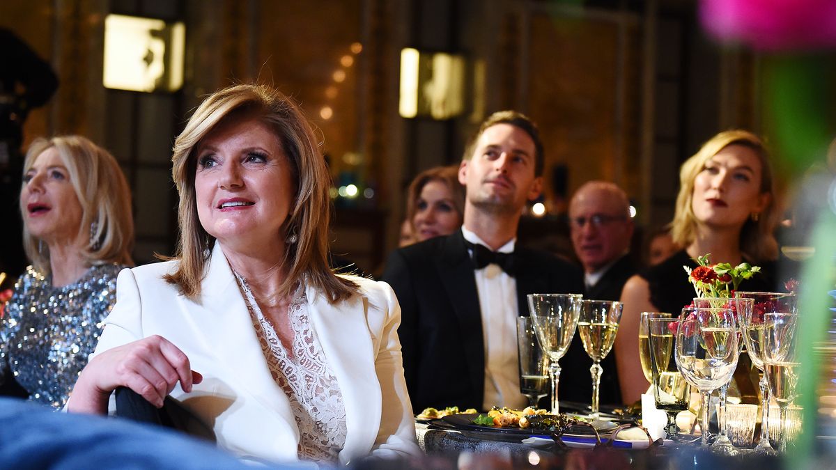 Któregoś z kolejnych intensywnych dni Arianna Huffington zasłabła w pracy, uderzyła głową o biurko, a kiedy się ocknęła, okazało się, że leży w kałuży własnej krwi. Wtedy przyszło "oświecenie"