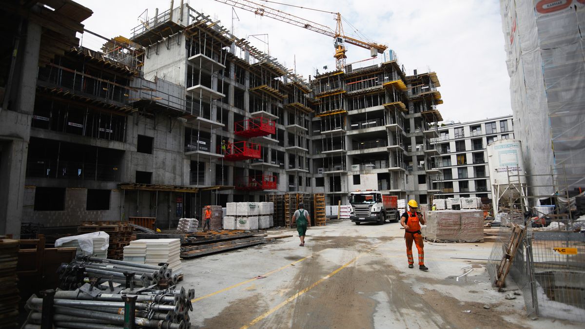 Dalej buduje się w Polsce więcej rok do roku, ale spada liczba nowych projektów