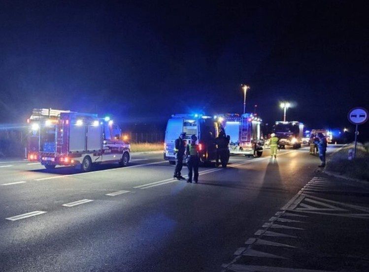 wypadek, kierowca bmw Śmiertelny wypadek na obwodnicy Wrocławia. Kierowca BMW uciekł, bo się przestraszył