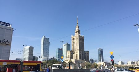 Wykupują setkami "dziury w ziemi". Warszawa może być jak Berlin. To fatalna wieść dla wynajmujących