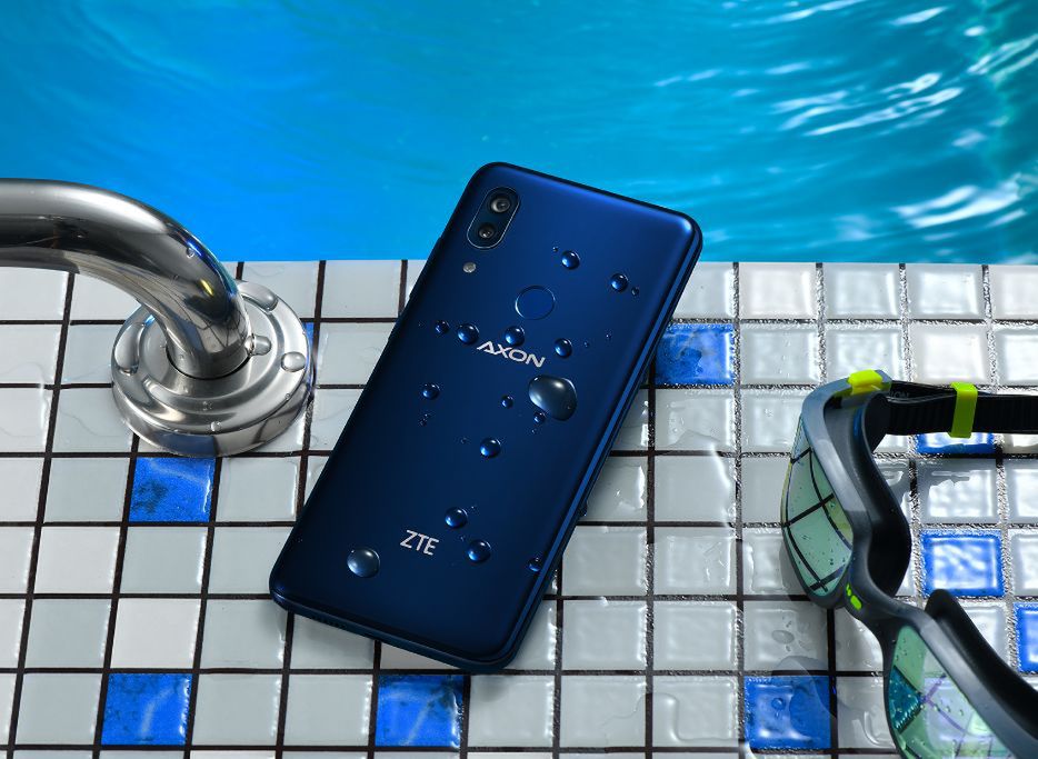 ZTE Axon 9 Pro oficjalnie. Ma głośniki stereo i podwójny aparat z szerokokątnym obiektywem 4