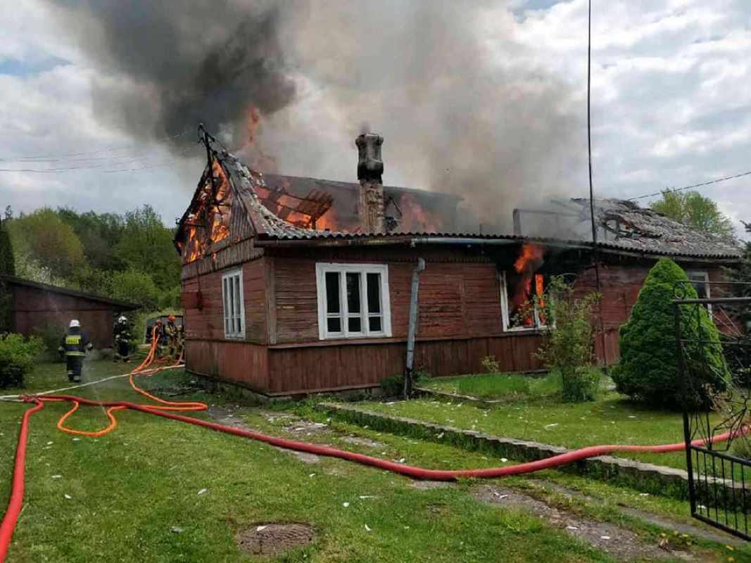 Pani Celina utknęła w płonącym domu. "Nie możemy dojść do siebie"