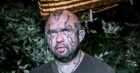 Marcin "Różal" Różalski pokazuje, jak wyglądał bez tatuaży na twarzy (FOTO)