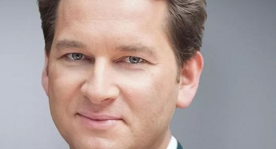 Właściciel "Do Rzeczy": prasa więcej warta, głębsza strata przez gry wideo