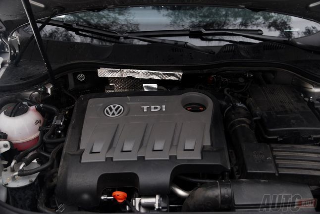 Diesel 2.0 TDI - technicznie lepszy od poprzednika, ale stał się jednym z "bohaterów" afery spalinowej