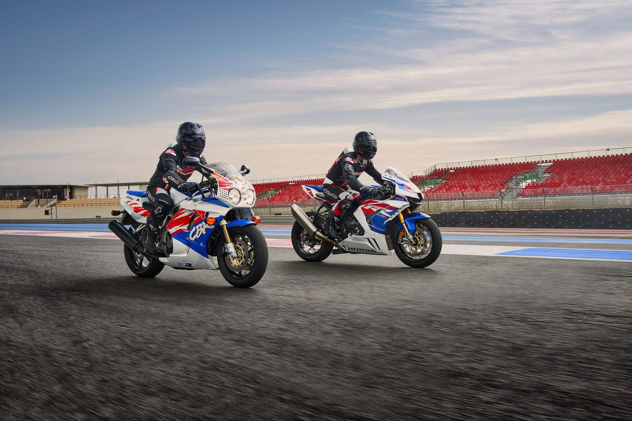 Honda CBR1000RR-R Fireblade SP 30th Anniversary