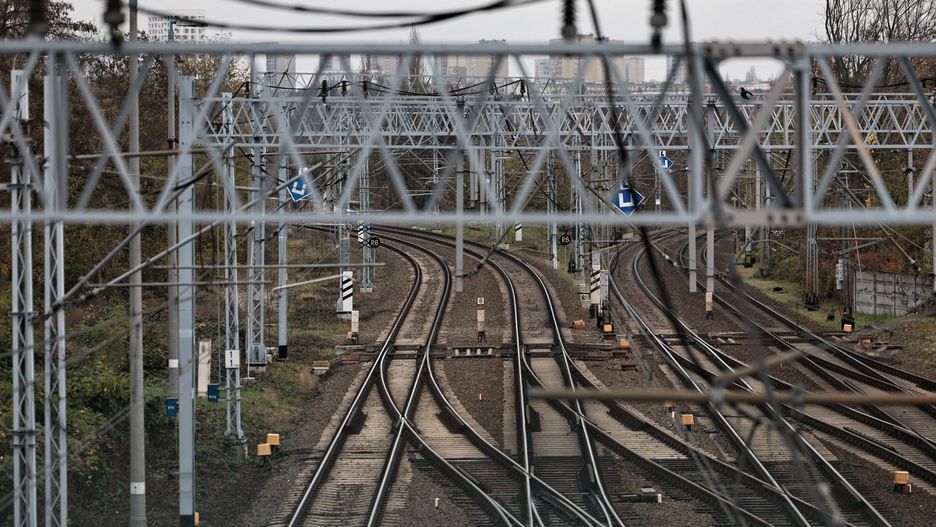 Dr inż. Wojciech Gamon przekonuje, że z perspektywy kolei największym wyzwaniem są dziś próby zakłócania kluczowych systemów informatycznych.