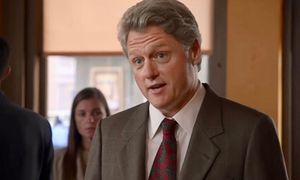 Wideo z "Billem Clintonem" robi furorę. To przekroczenie granicy?