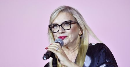 Marzena Rogalska na złość Kaczyńskiemu daje w szyję. "Precz z pogardą"