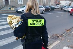 Nikt nie pomógł zakrwawionej kobiecie i płaczącemu dziecku. Szokujące