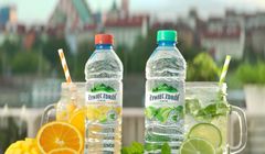 Hit Moniki Brodki reklamuje Żywiec Zdrój "z nutą owoców" (wideo)