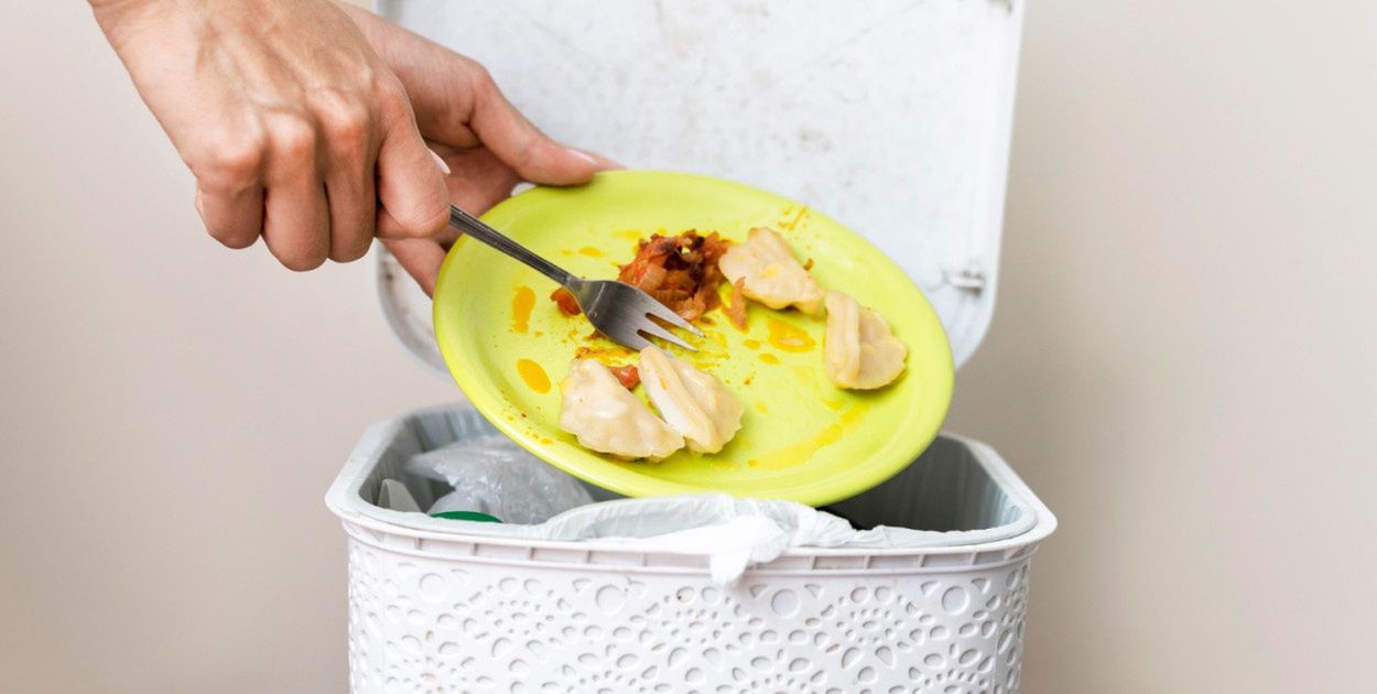 Święta pełne marnotrawstwa. Polacy wyrzucają tony jedzenia!