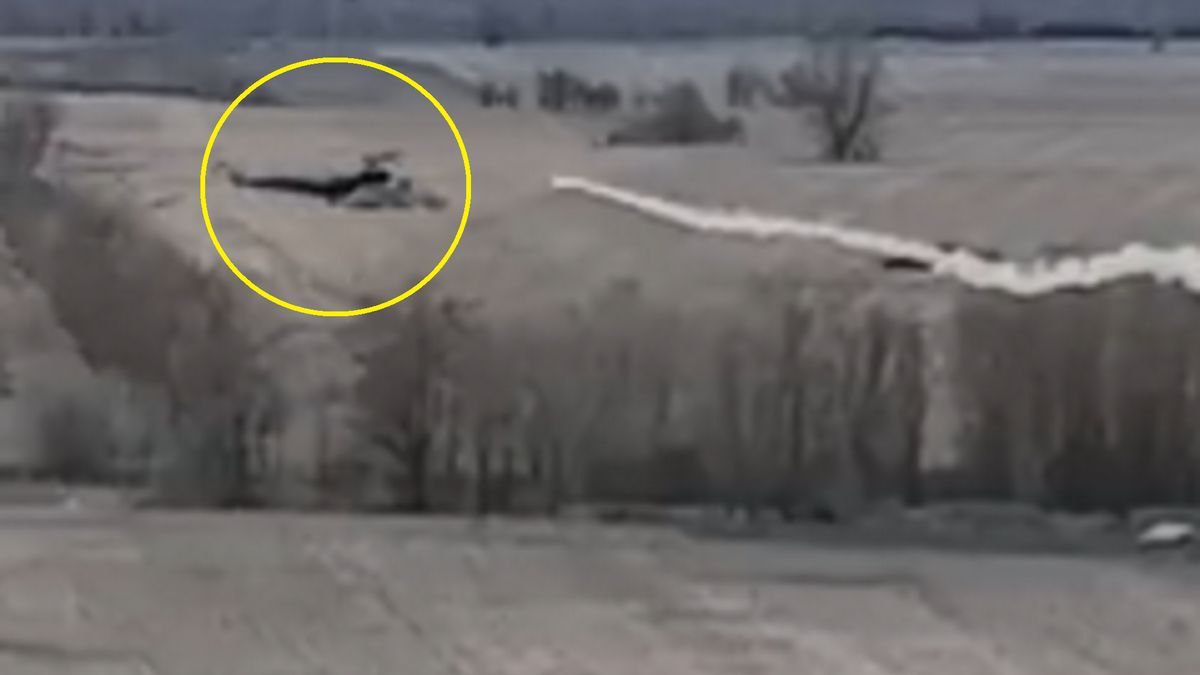 Rakieta trafiła wprost w helikopter