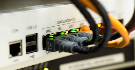 Chcesz mieć stronę internetową? Sprawdź możliwości nazwa.pl – najszybszego hostingu w Polsce