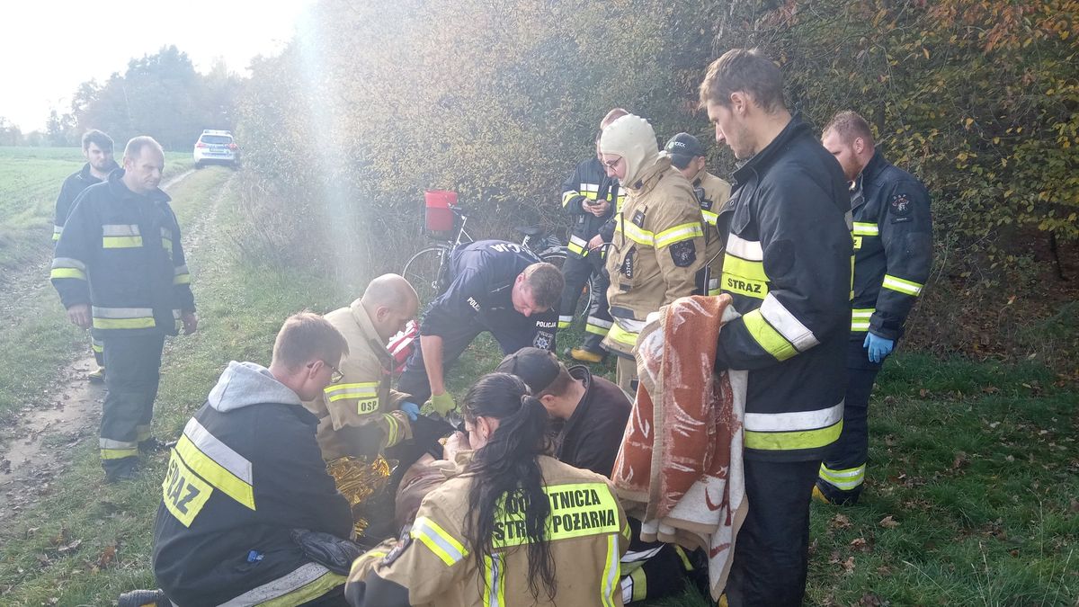 Mężczyznę odnaleziono po 5 dniach. W akcji uczestniczyli policjanci i strażacy