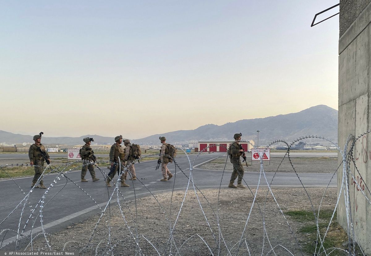 Afganistan. Dojazd do lotniska w Kabulu zablokowany przez Talibów 