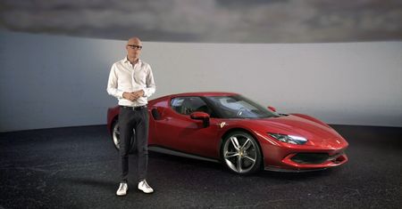 Silnik w Ferrari 296 GTB to pierwsze V6 tej marki. Jego twórca odsłania nam wszystkie kulisy i tajemnice