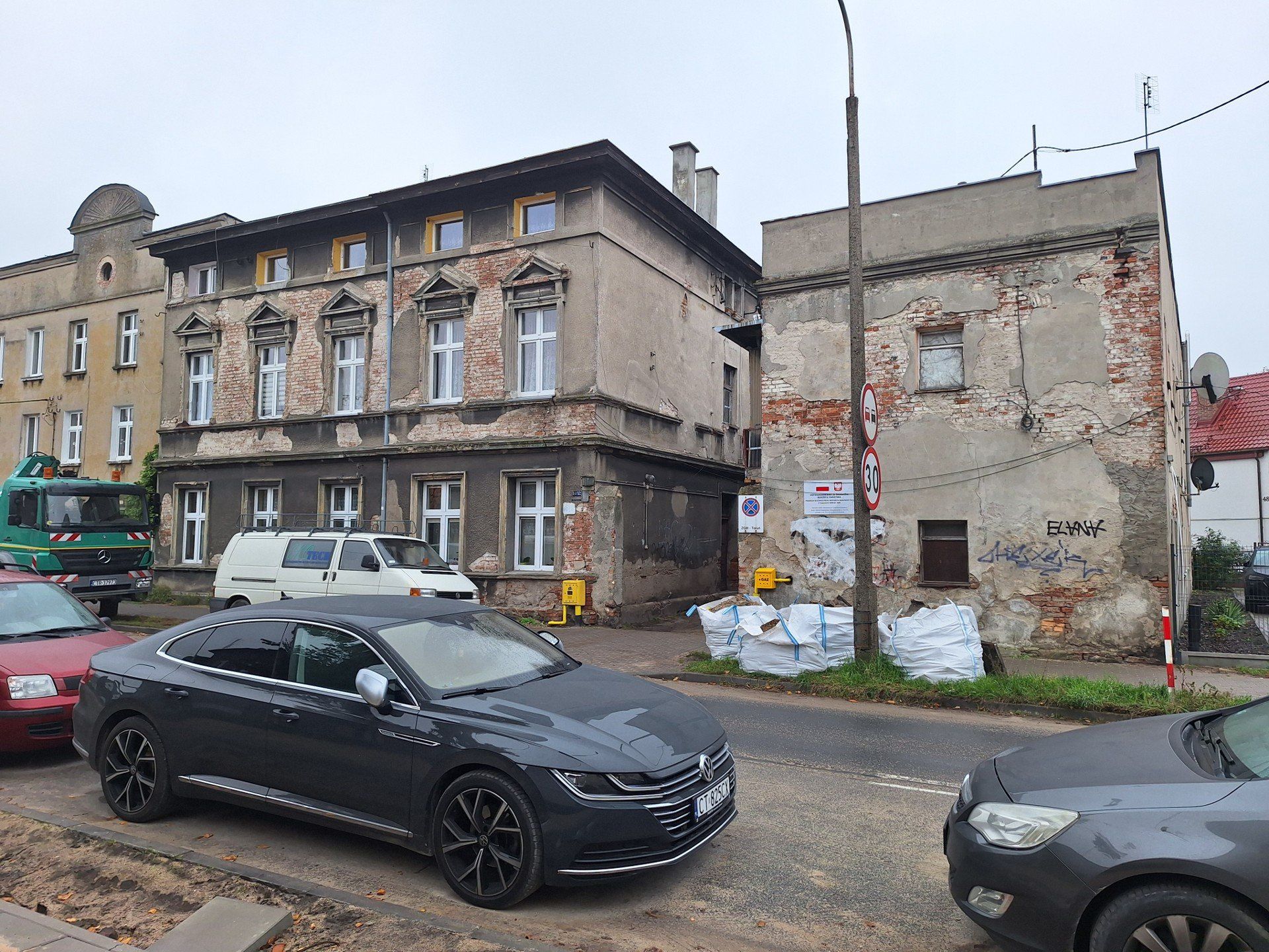 Budynki przy ulicy Sobieskiego 50/52 w Toruniu