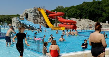Incydent na basenie. Dzieci zabrudziły wodę, musieli zamknąć obiekt