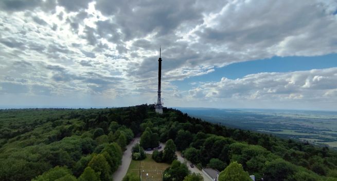 UKE szykuje plan na pasmo UHF. Chodzi o aukcję dla telekomów