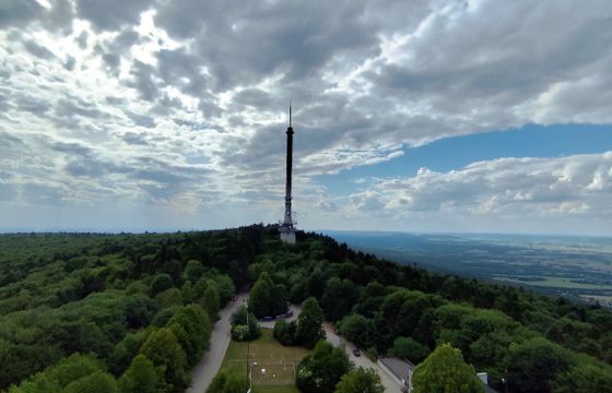 UKE szykuje plan na pasmo UHF. Chodzi o aukcję dla telekomów