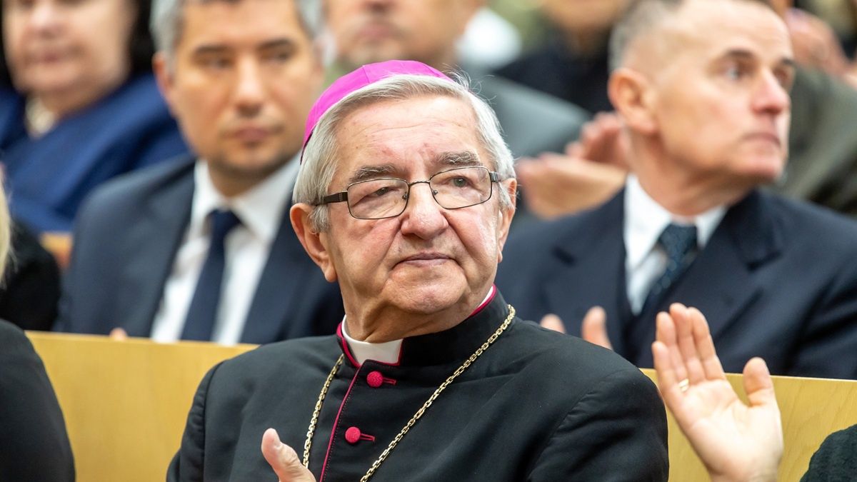 Sławoj Leszek Głódź mieszka na Podlasiu.