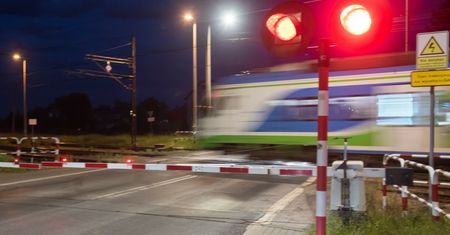 Śmiertelny wypadek na torach w Małopolsce. Na trasie są opóźnienia