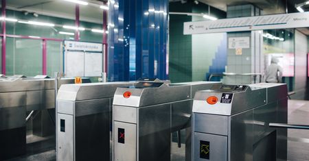 10 stacji metra zamkniętych. ZTM uruchomił linie zastępcze