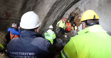 Światełko w kolejnym polskim tunelu. Ma prawie 700 metrów