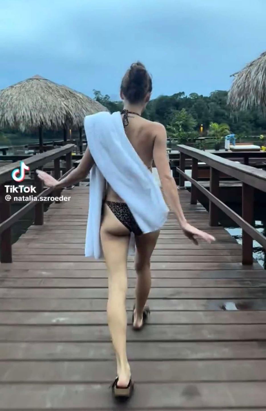 Natalia Szroeder pokazała się w bikini