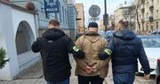 Poszukiwany podawał się za żołnierza i wyłudził 55 000 zł