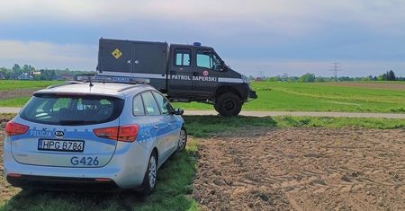 Grzybiarz znalazł pocisk. Policjanci pilnowali go przez 24 godziny