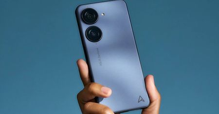 Mały flagowiec powraca. ASUS Zenfone 10 już do kupienia w Polsce